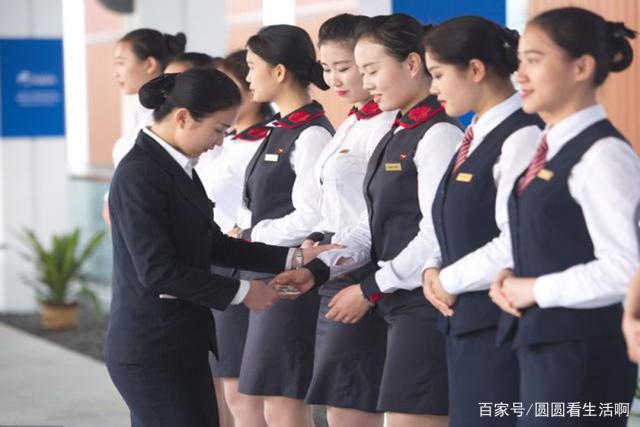 了解礼仪起源,掌握礼仪要求,做一个懂礼仪的人
